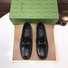 Gucci Leather Shoes